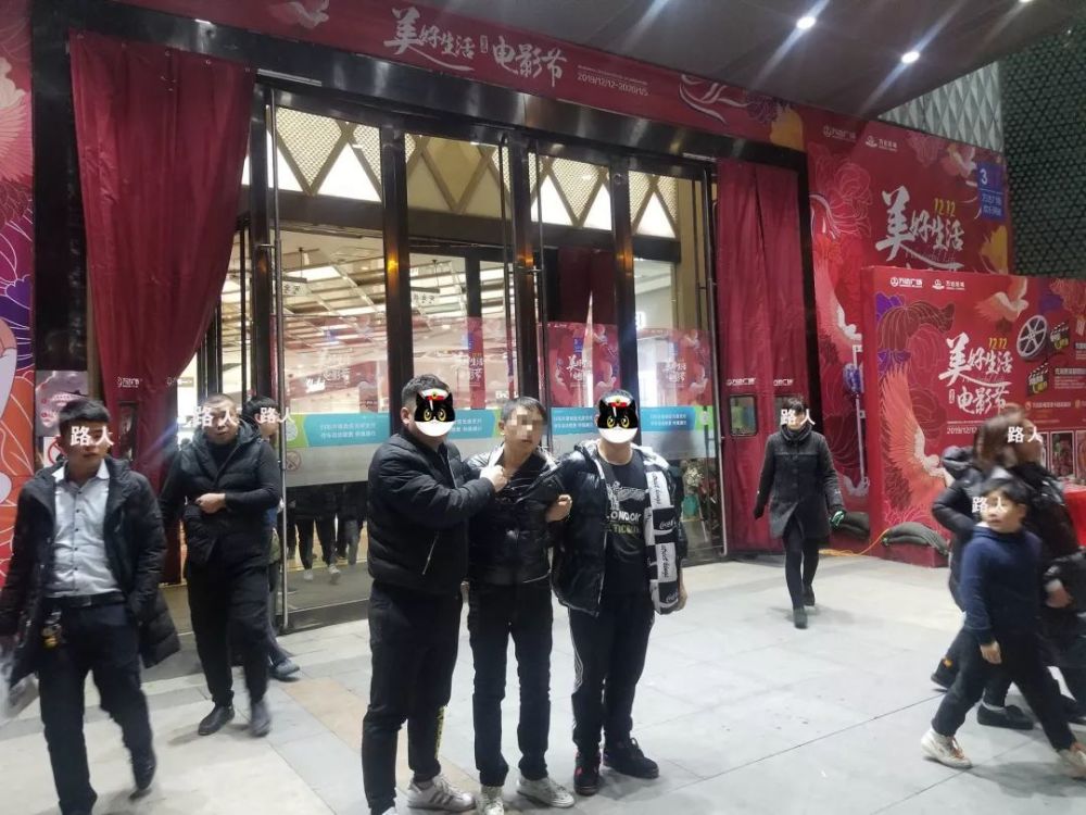 手机拍出27万新闻男子掉入鱼塘前紧急扔出手机-第2张图片-太平洋在线下载